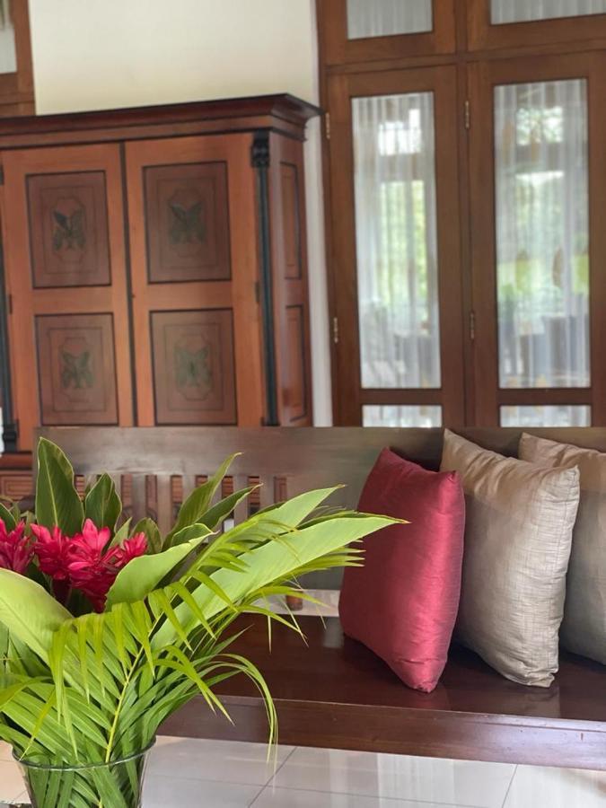 Villa Crystals Malabe Экстерьер фото