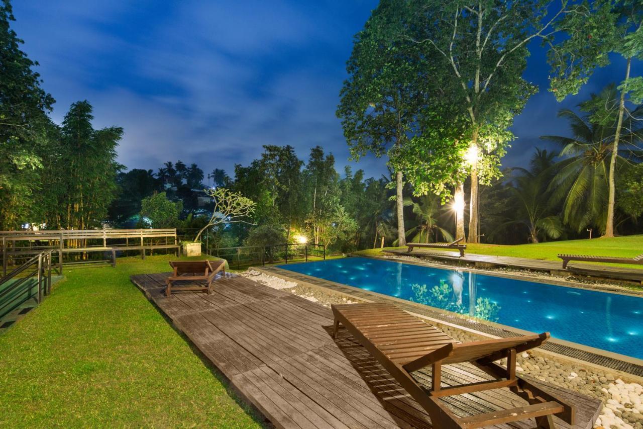 Villa Crystals Malabe Экстерьер фото