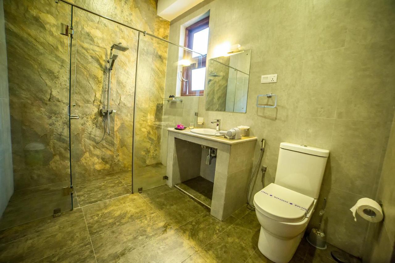 Villa Crystals Malabe Экстерьер фото
